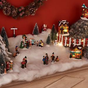 Set de 6 figurines pour village de Noël - 4 x 4 x 6 cm