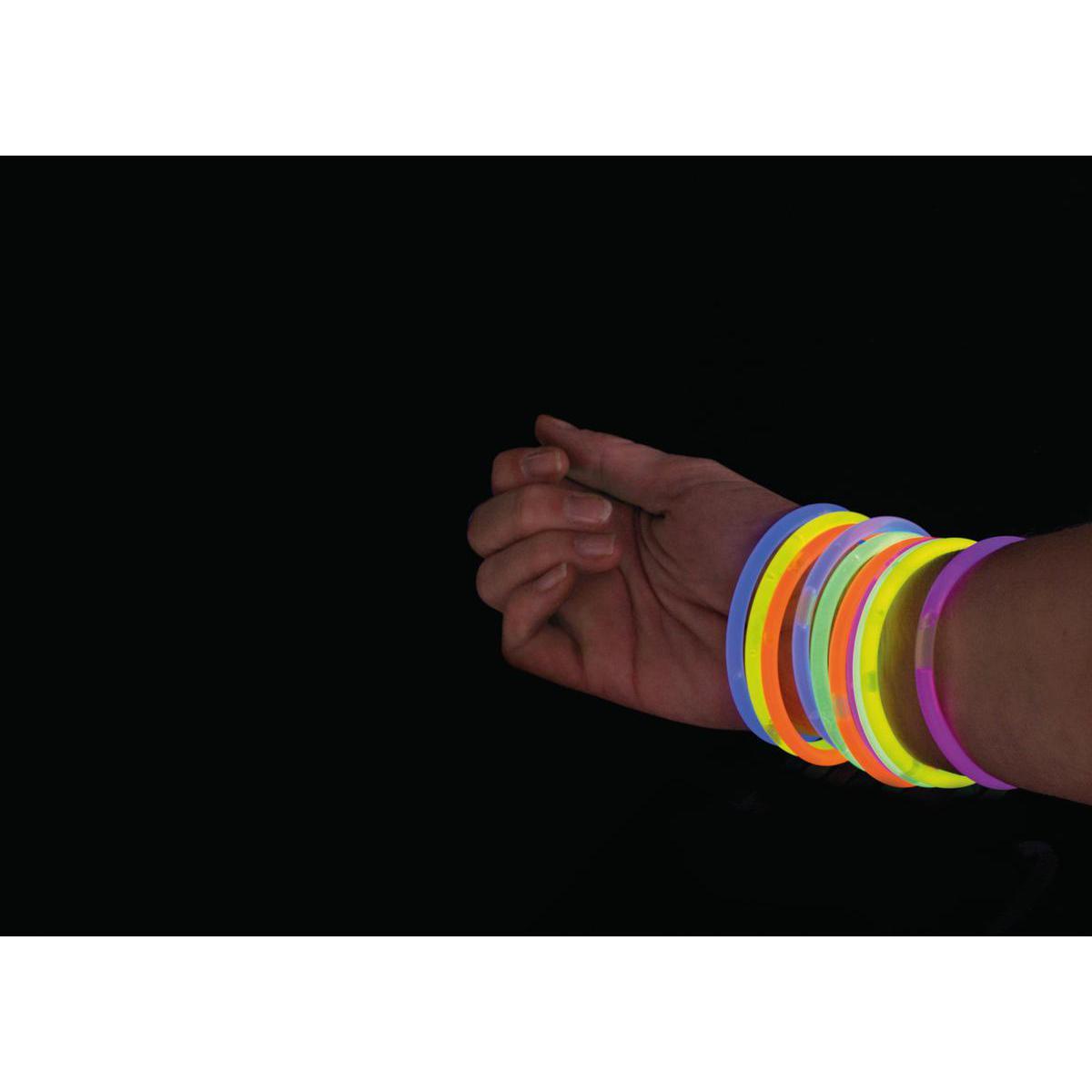 50 bracelets lumineux - Plastique - 0,5 x 20 cm - Multicolore