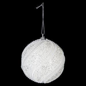 Suspension de Noël - boule blanche en polystyrene avec perles - 8 cm