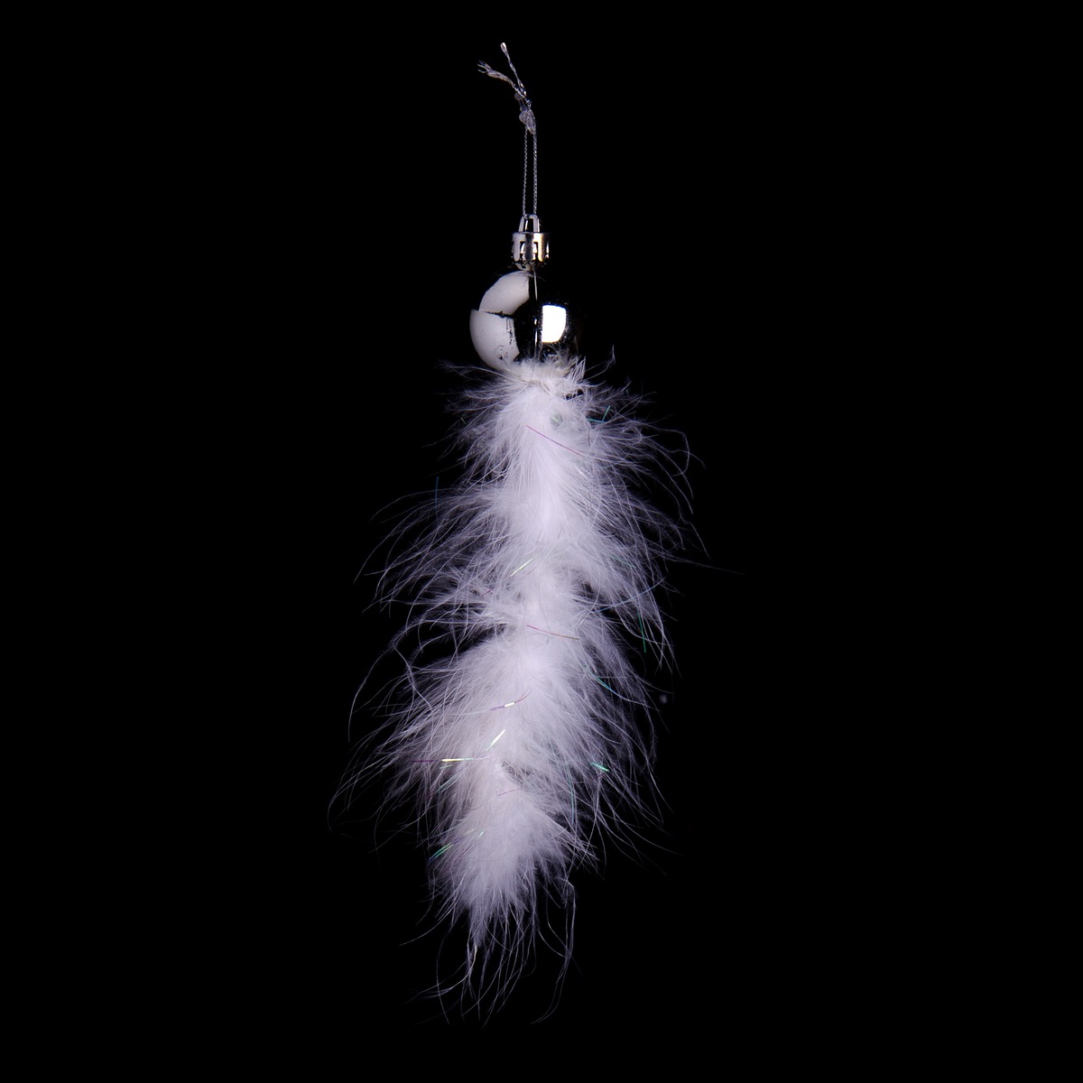 Suspension boule de plumes - Diamètre 3 cm - Blanc Suspension boule de plumes - Diamètre 3 cm - Blanc