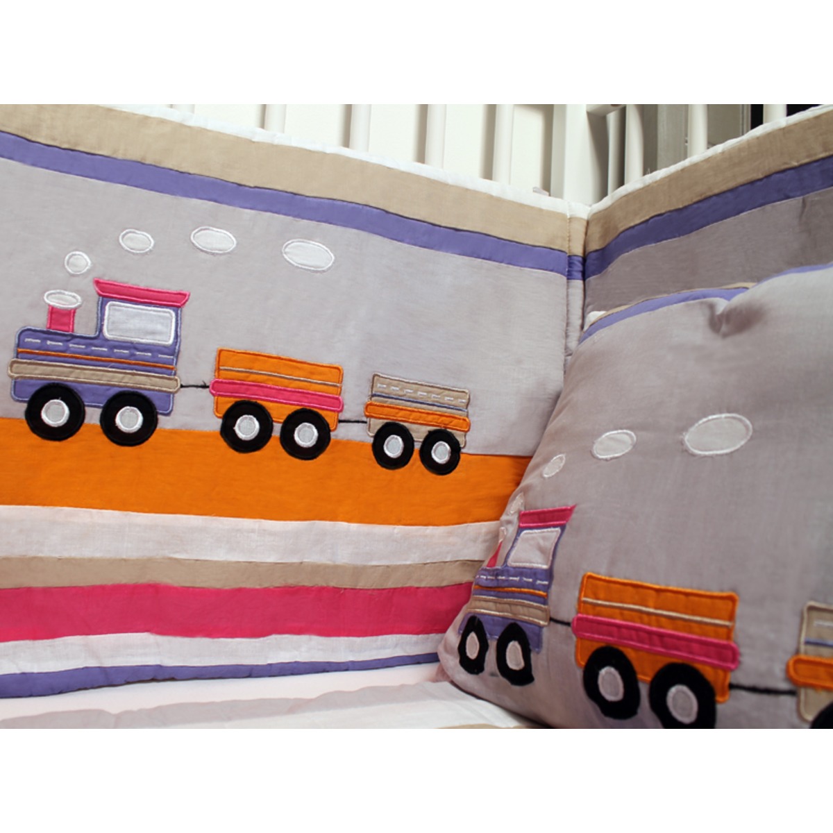Tour de lit bébé petit train - 40 x 170 cm - Violet parme
