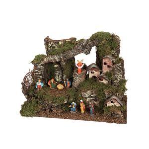 Crèche village + 8 santons - Polyrésine, MDF, écorce, mousse - 40 x 30 x H 22 cm - Multicolore