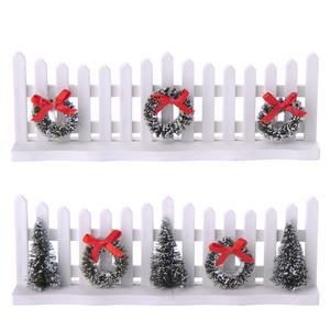 Accessoires Pour Village De Noel Village De Noel Decors Et Figurines Pas Chers La Foir Fouille