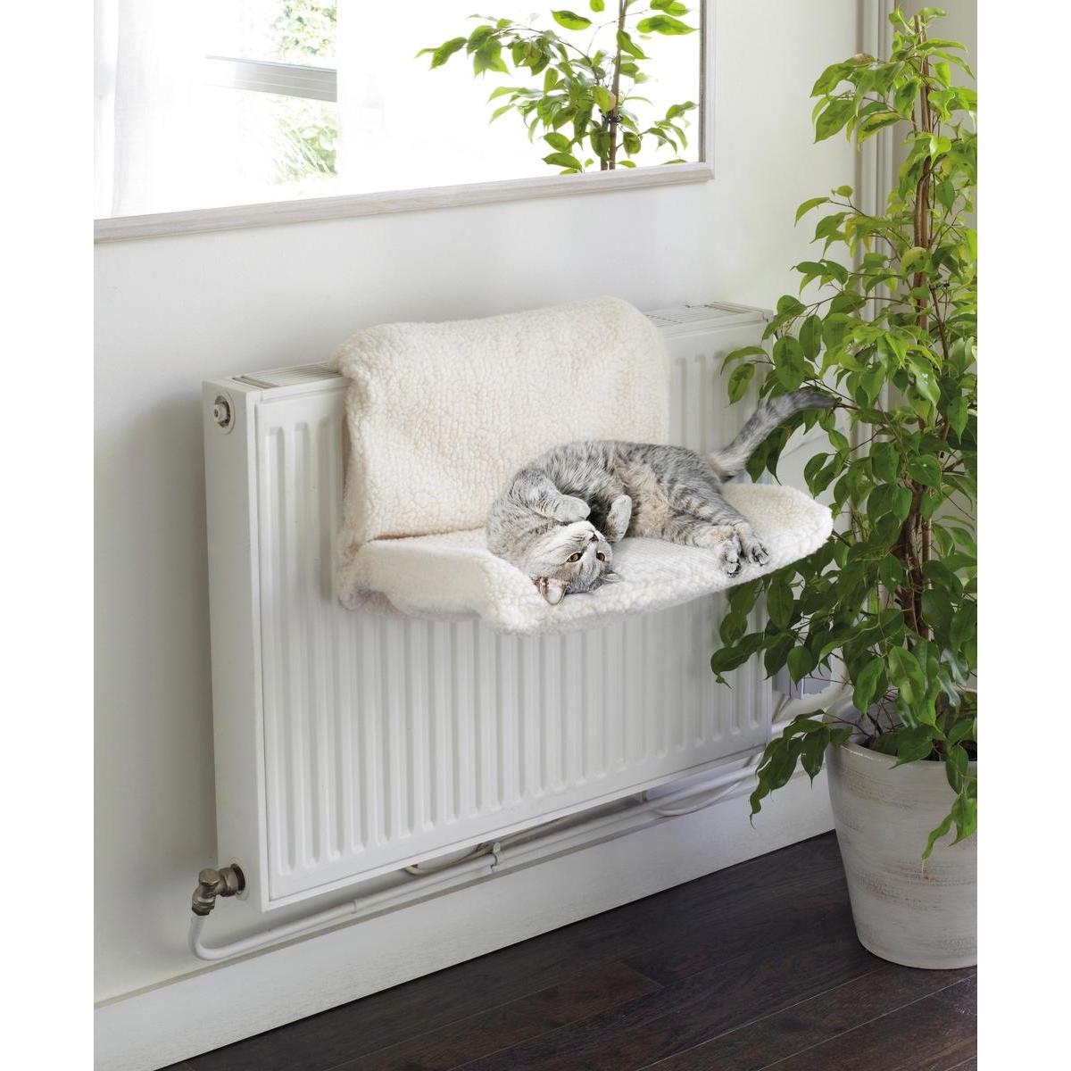 Lit De Radiateur Pour Chat 46 X 30 X H 25 Cm Corbeilles Et Paniers Chats La Foir Fouille