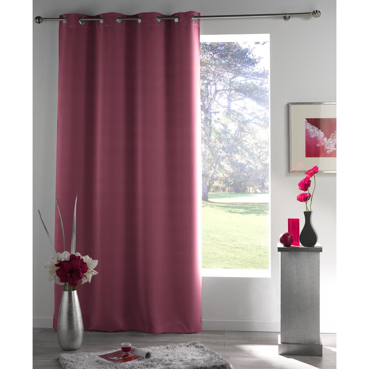 Panneau occultant à œillets - 100% polyester - 140 x 260 cm - Violet prune Panneau occultant à œillets - 100% polyester - 140 x 260 cm - Violet prune